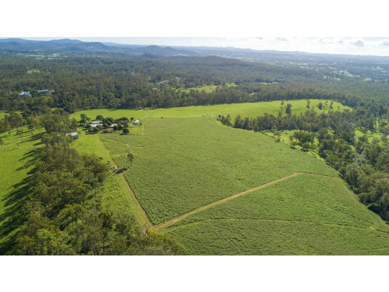 547 Rocks Road, Pie Creek QLD 4570
