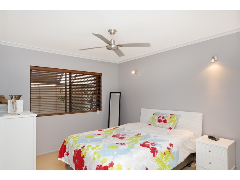 2/7 Pearl Street, Cooroy QLD 4563