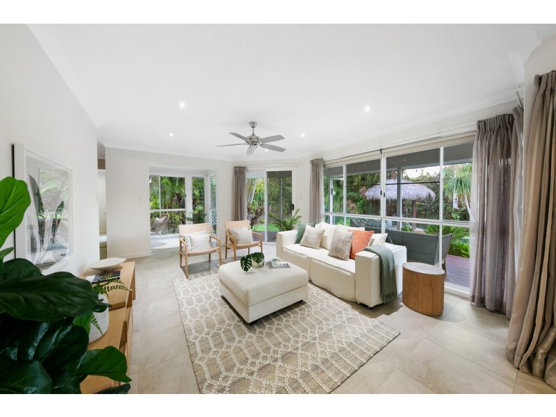 33 Kingsgate Drive, Tinbeerwah QLD 4563