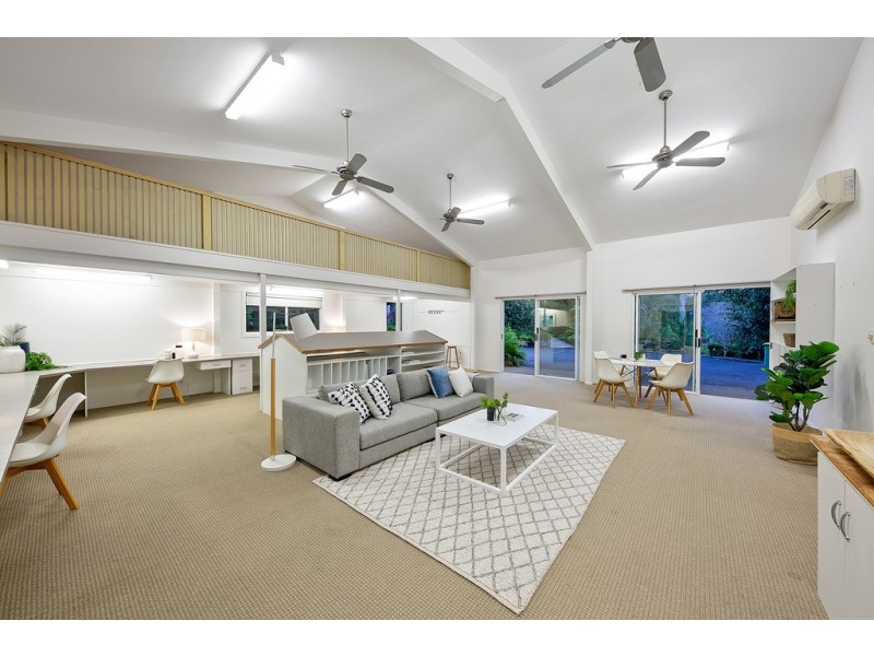 33 Kingsgate Drive, Tinbeerwah QLD 4563