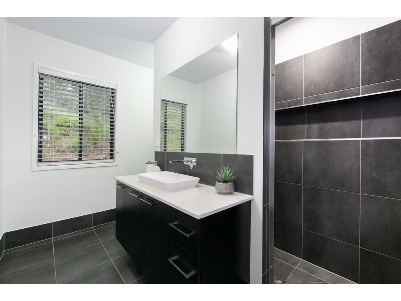 50 Chinamans Creek Road, Tuchekoi QLD 4570