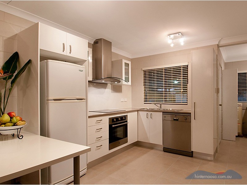 Unit 1/2 Topaz Street, Cooroy QLD 4563