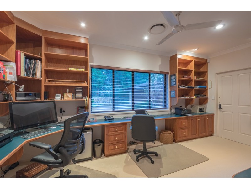 68 Patterson Drive, Tinbeerwah QLD 4563
