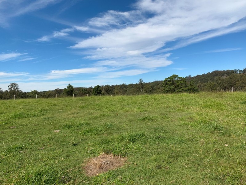 499 Rocks Road, Pie Creek QLD 4570