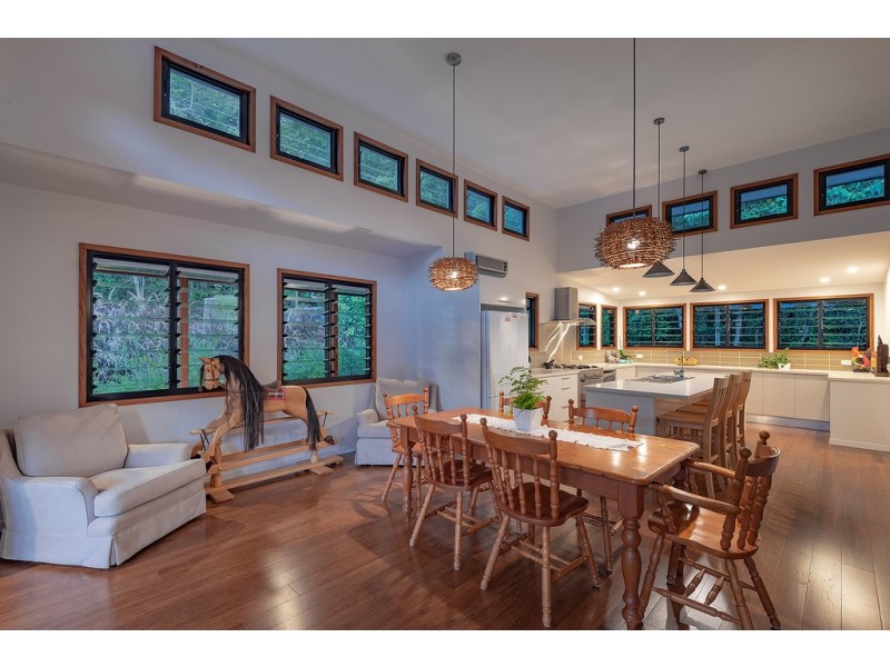 10 Blueberry Lane, Eumundi QLD 4562