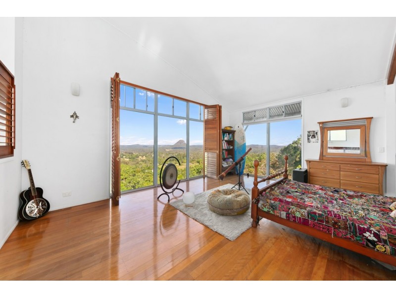 52 Binalong Road, Pinbarren QLD 4568