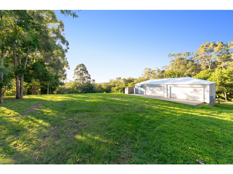 99 CUDGERIE DR, Black Mountain QLD 4563
