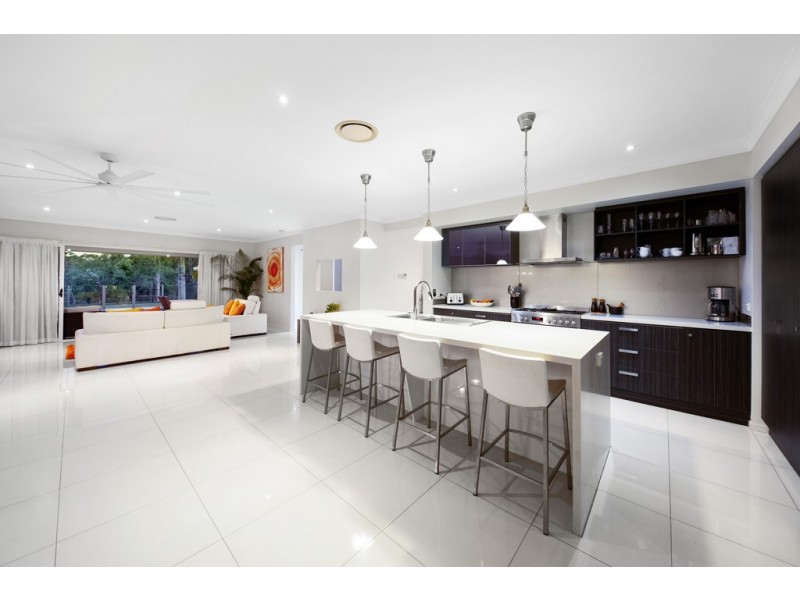 12 Attenuatta Place, Noosaville QLD 4566