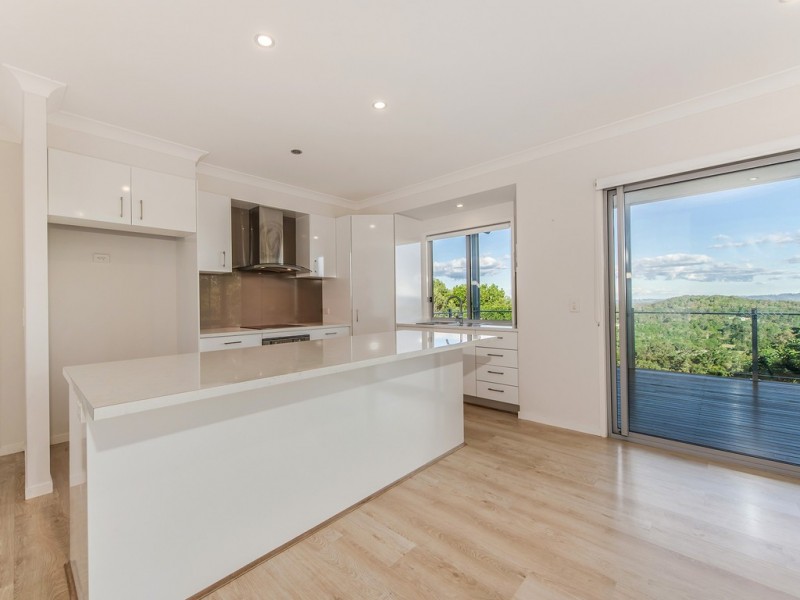 41 Sunrise Rd, Eumundi QLD 4562