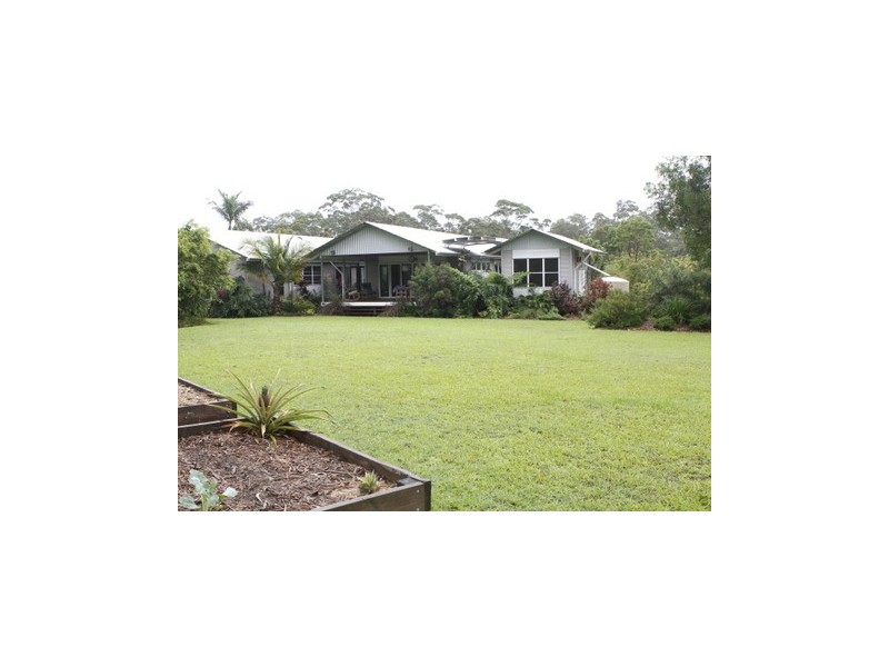 13 Flooded Gum Place, Black Mountain QLD 4563