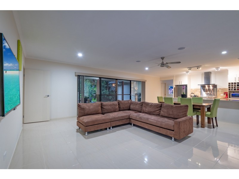 14 Straker Drive, Cooroy QLD 4563