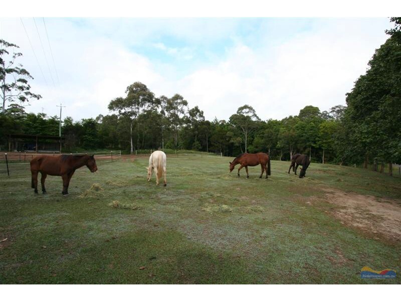 4 Havenside Ct, Pomona QLD 4568