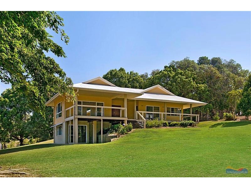 122 Cooroy Mountain Rd, Cooroy QLD 4563
