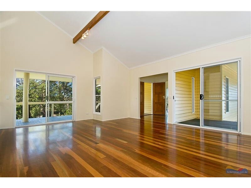 122 Cooroy Mountain Rd, Cooroy QLD 4563