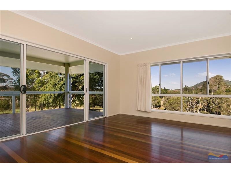 122 Cooroy Mountain Rd, Cooroy QLD 4563