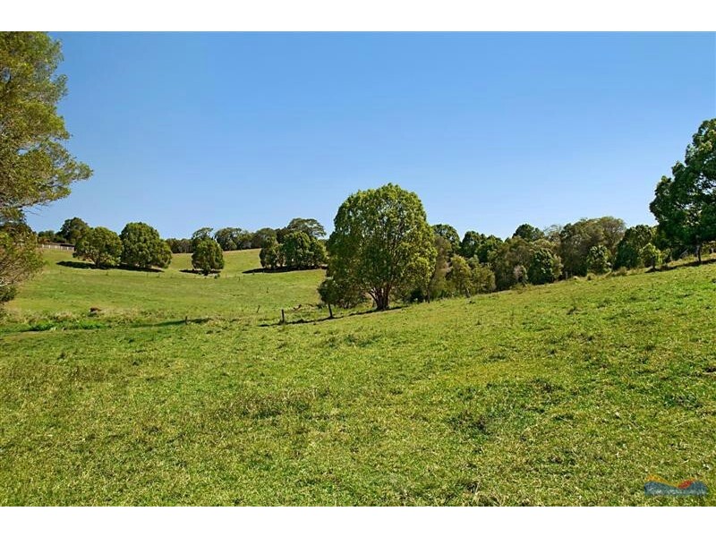 122 Cooroy Mountain Rd, Cooroy QLD 4563