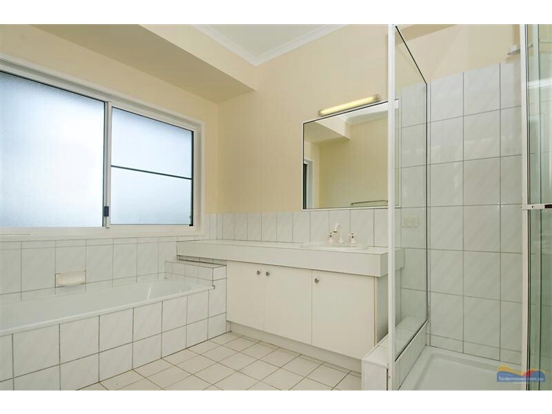 122 Cooroy Mountain Rd, Cooroy QLD 4563