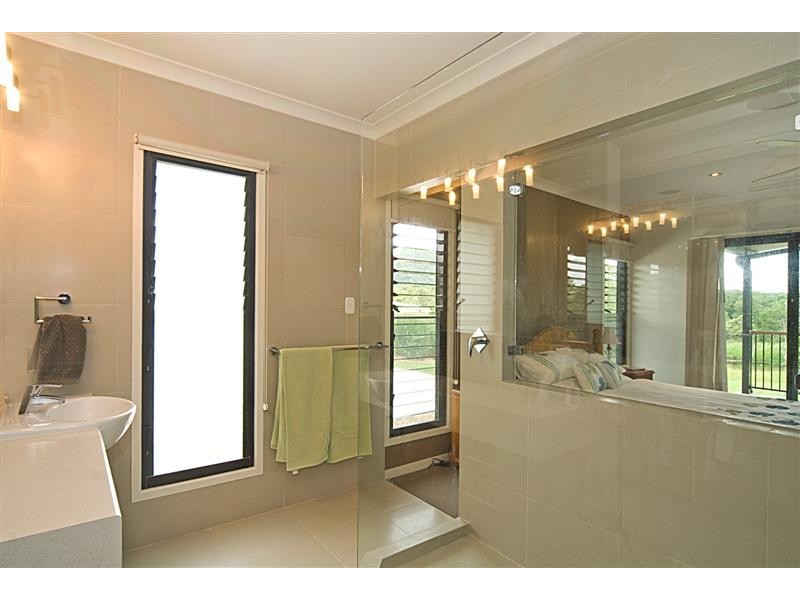 44 Willawong Pl, Cooran QLD 4569