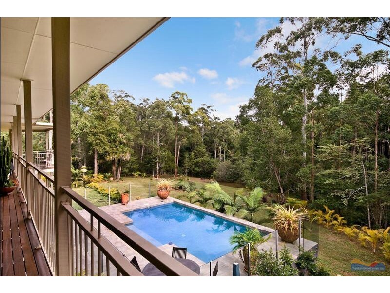 102 Patterson Drive, Tinbeerwah QLD 4563