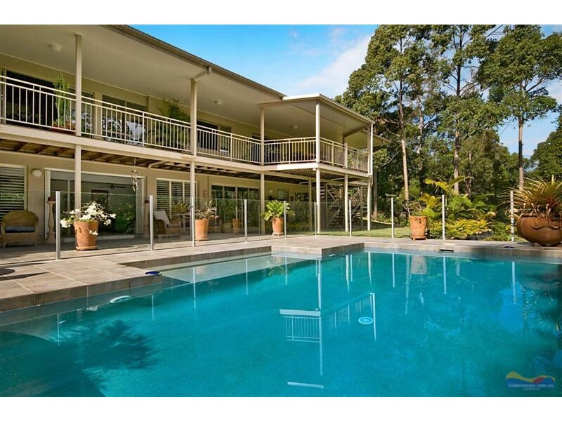 102 Patterson Drive, Tinbeerwah QLD 4563