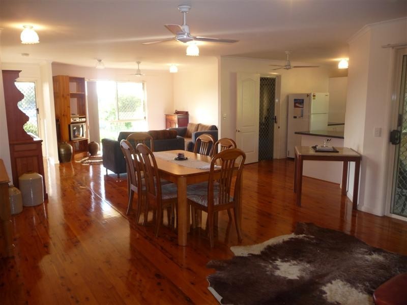 11 Ashgrove Drive, Cooroy QLD 4563