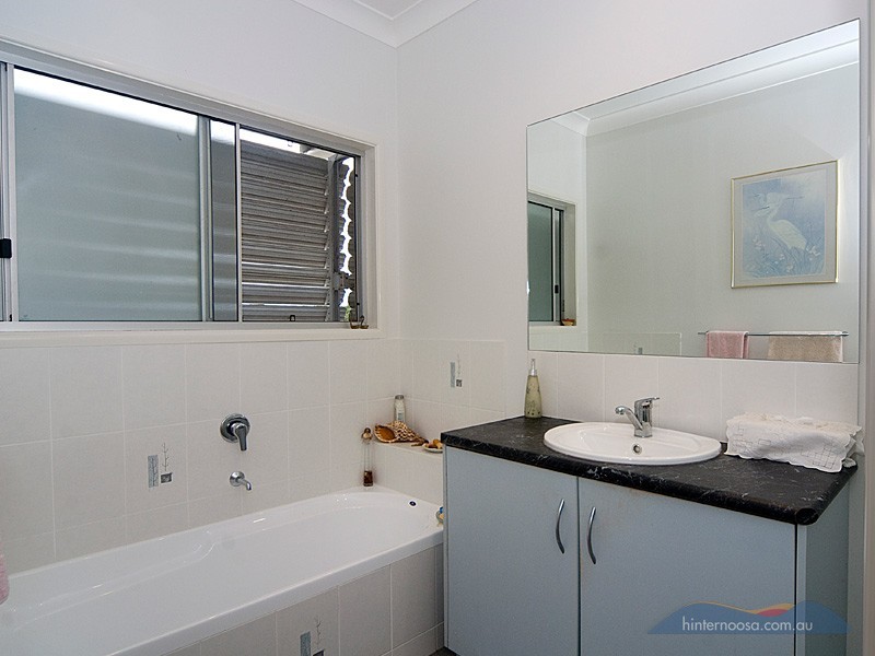 13 Ashgrove Dr, Cooroy QLD 4563