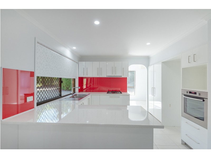 4 Bangalow Court, Cooroy QLD 4563