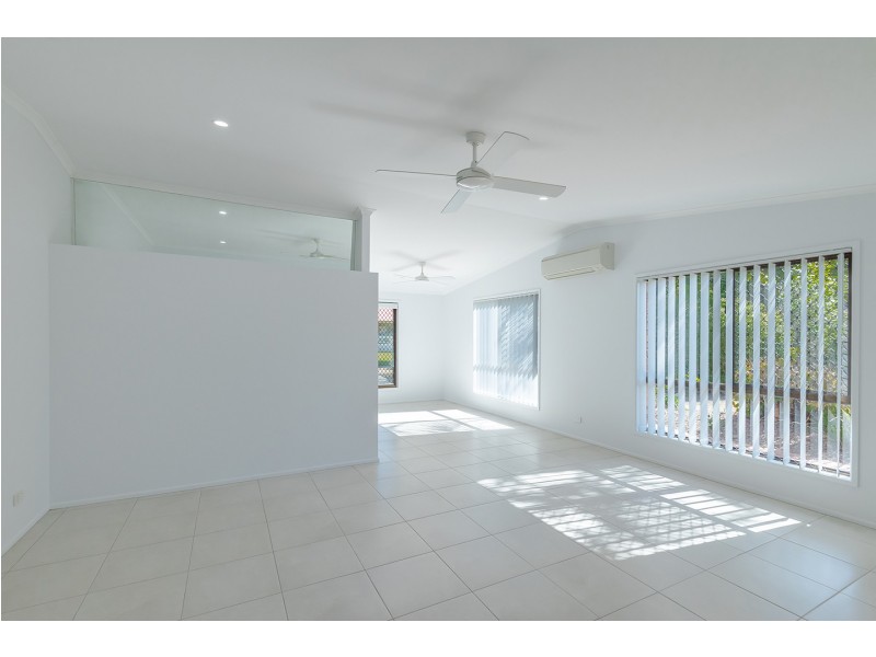 4 Bangalow Court, Cooroy QLD 4563
