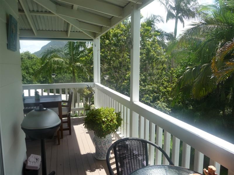 4 Ambulance Street, Pomona QLD 4568