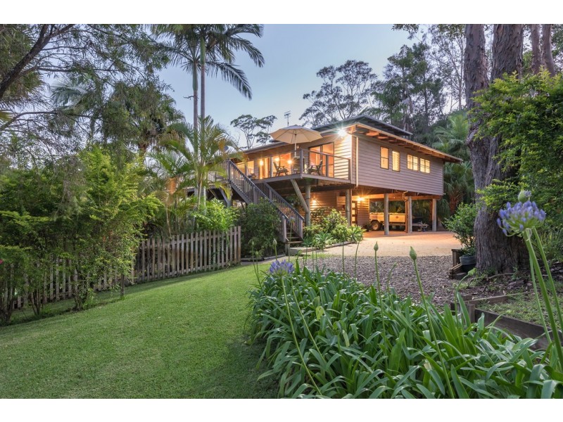 10 Hinterland Close, Tinbeerwah QLD 4563