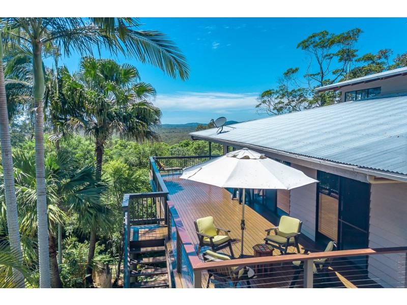 10 Hinterland Close, Tinbeerwah QLD 4563