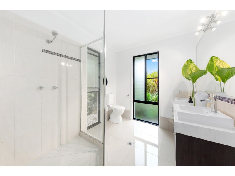 33 Bonavista Crescent, Doonan QLD 4562