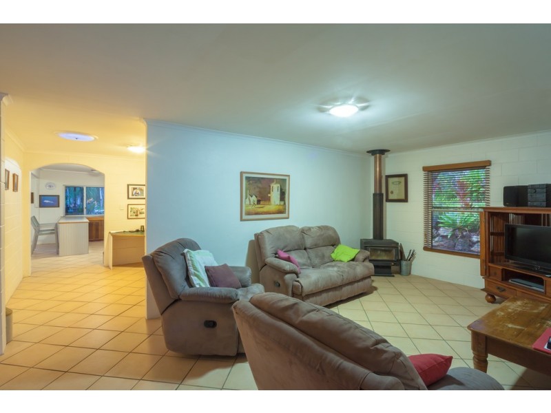 618 Bunya Rd, Eumundi QLD 4562