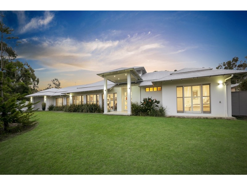 23 Charlotte Drive, Weyba Downs QLD 4562
