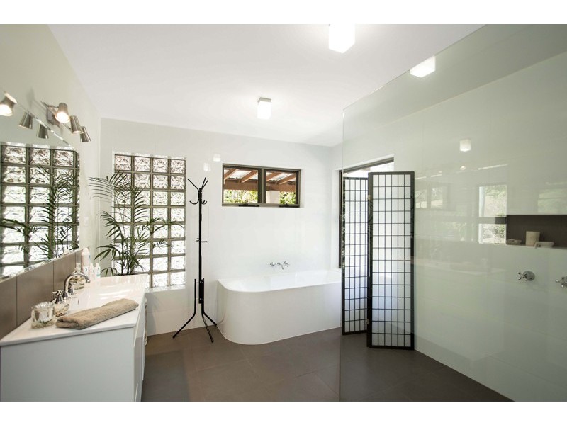 563 EUMUNDI-KENILWORTH RD, Eerwah Vale QLD 4562