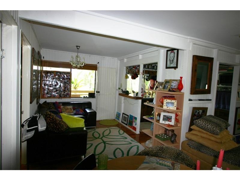 824 Eumundi-Noosa Rd, Doonan QLD 4562