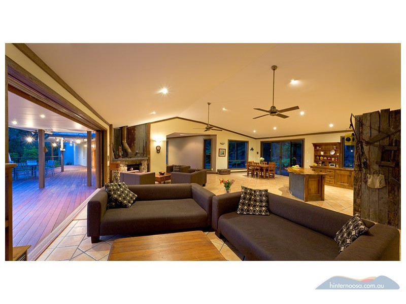 79 Lake Weyba Dr, Weyba Downs QLD 4562