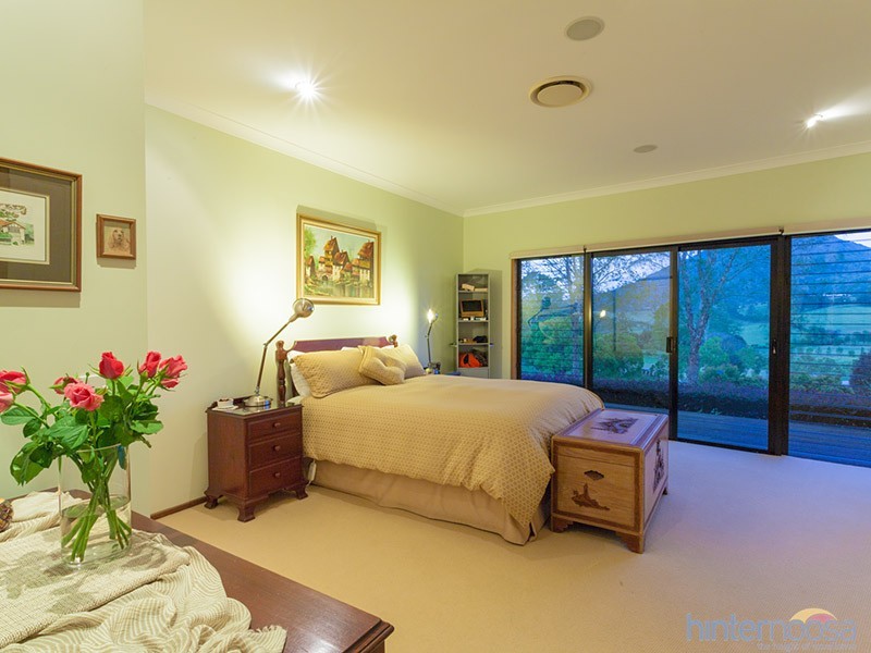 179 Lone Hand Rd, Eumundi QLD 4562