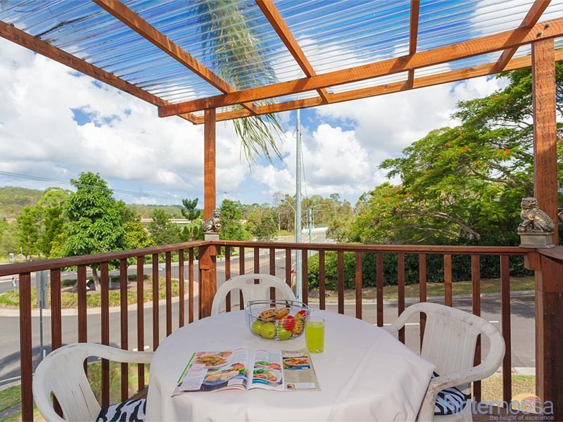 57 Memorial Dr, Eumundi QLD 4562