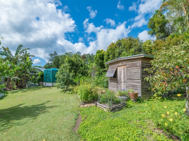 129 Memorial Drive, Eumundi QLD 4562