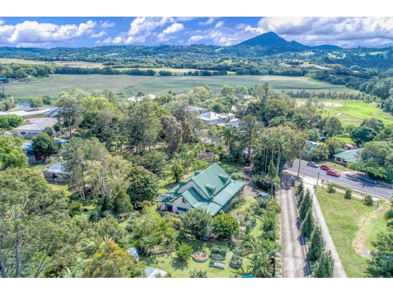 129 Memorial Drive, Eumundi QLD 4562