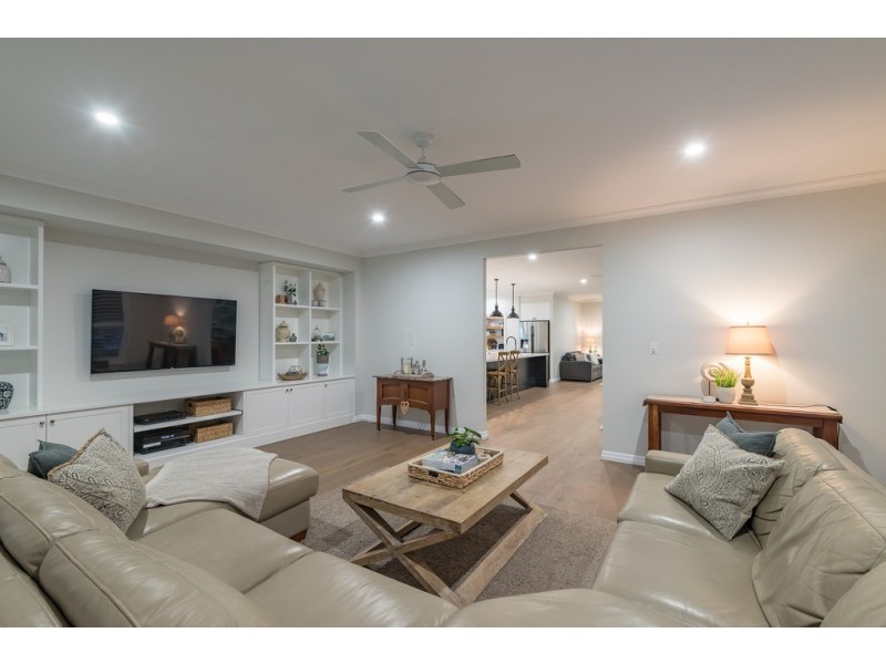 18 Minura Ct, Doonan QLD 4562