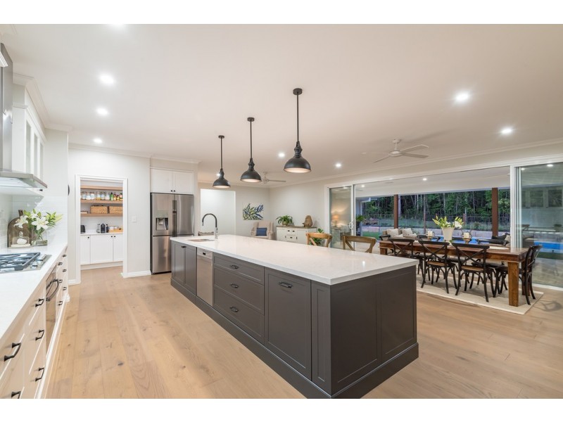 18 Minura Ct, Doonan QLD 4562