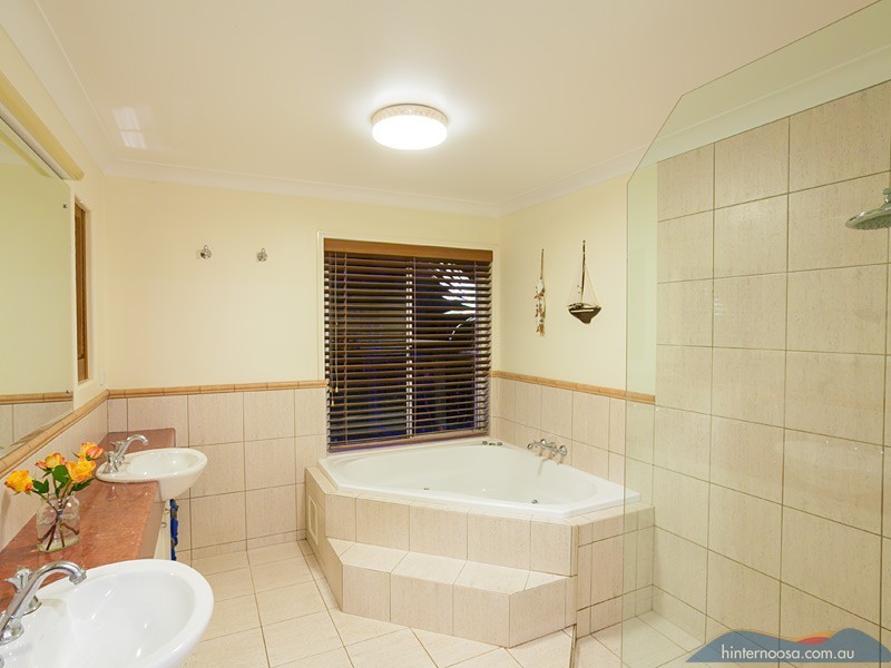 32 Noomar Drive, Doonan QLD 4562