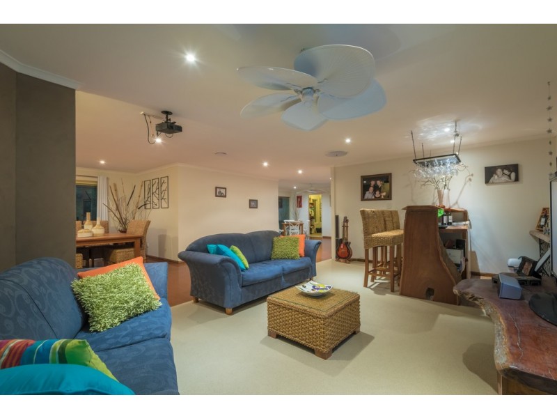 264 Sunrise Rd, Doonan QLD 4562