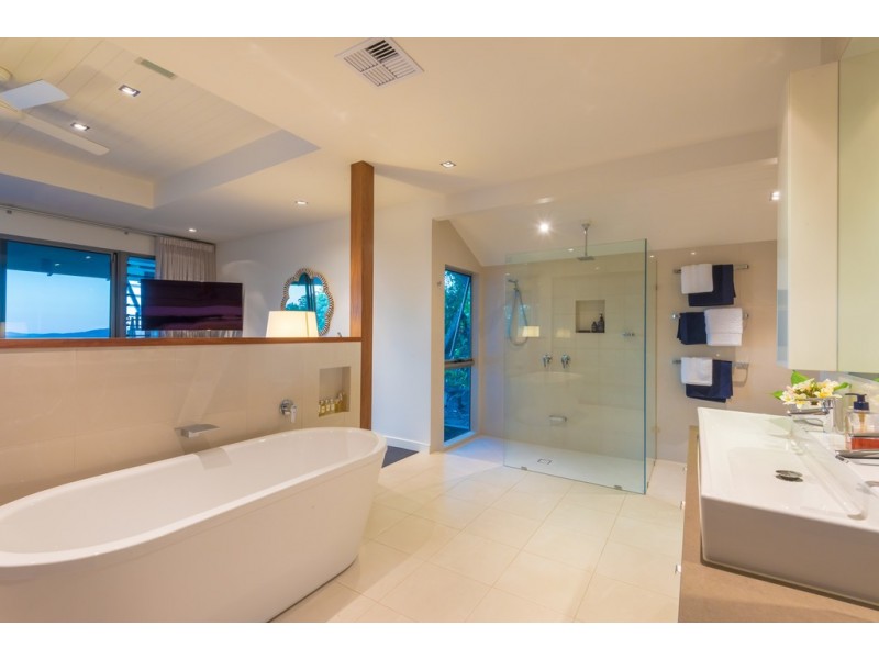 333 Sunrise Road, Doonan QLD 4562