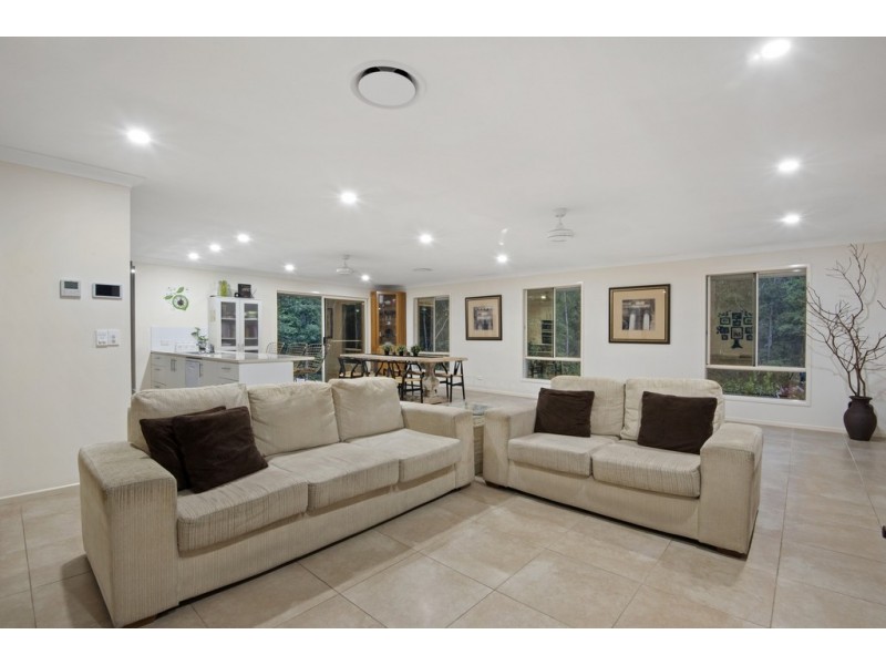 55-59 Tallgum Ave, Verrierdale QLD 4562