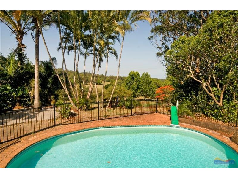 92 Valley Dr, Doonan QLD 4562