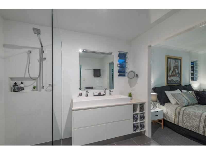 1 Whipbird Place, Doonan QLD 4562