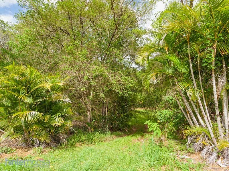 1 Whispering Gum Ave, Eumundi QLD 4562